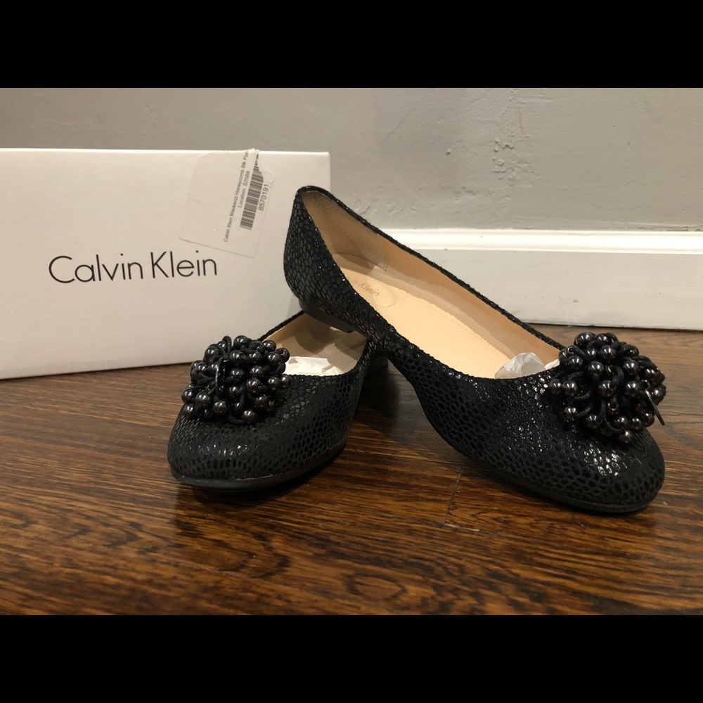 Calvin Klein honeycomb flats